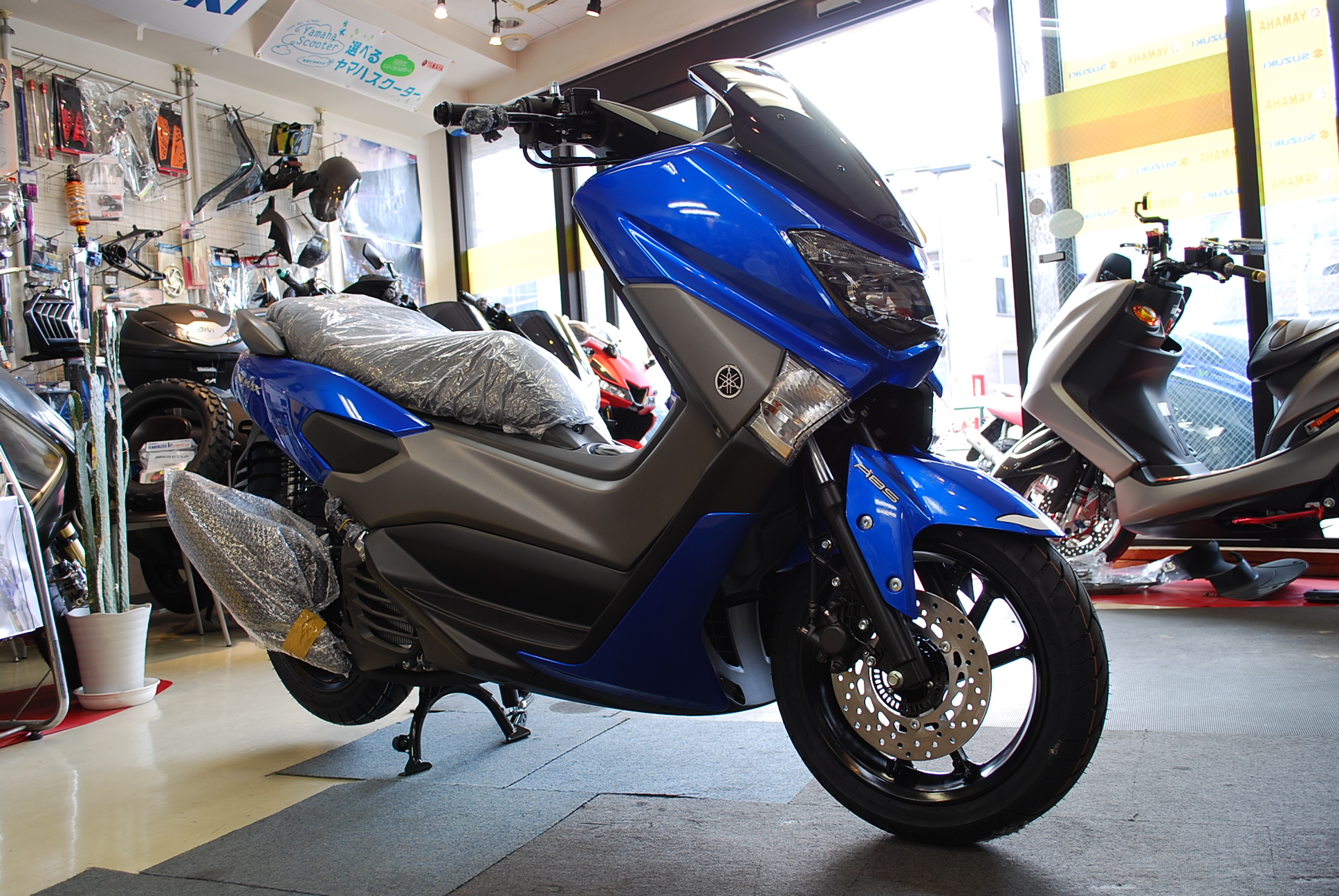 N-MAX新色　2018　２月 001